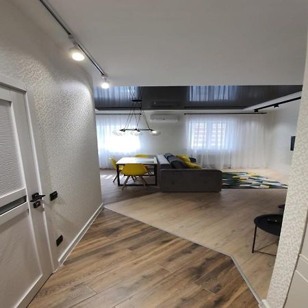 New Lux Apartment 2020 Κχαρκίβ Εξωτερικό φωτογραφία