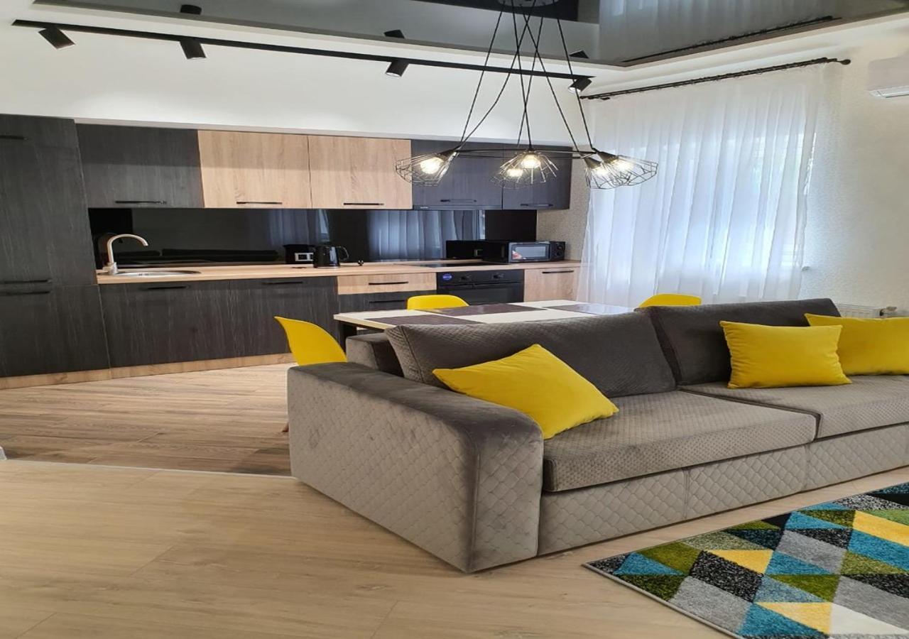 New Lux Apartment 2020 Κχαρκίβ Εξωτερικό φωτογραφία